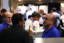 Symposium 2017 - 20170618_faces_in_the_crowd_0032