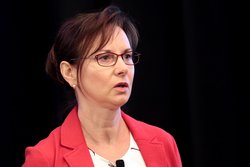 Symposium 2019 - koksch_beate_0003