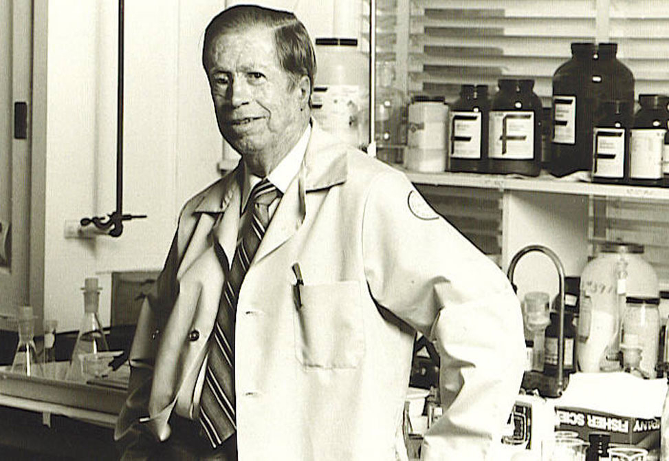 Bruce Merrifield in his laboratory at Rockefeller University